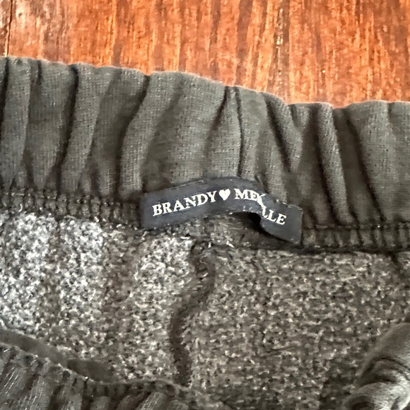 Brandy Melville Black sweatpants elastic leg - Picture 2 of 2